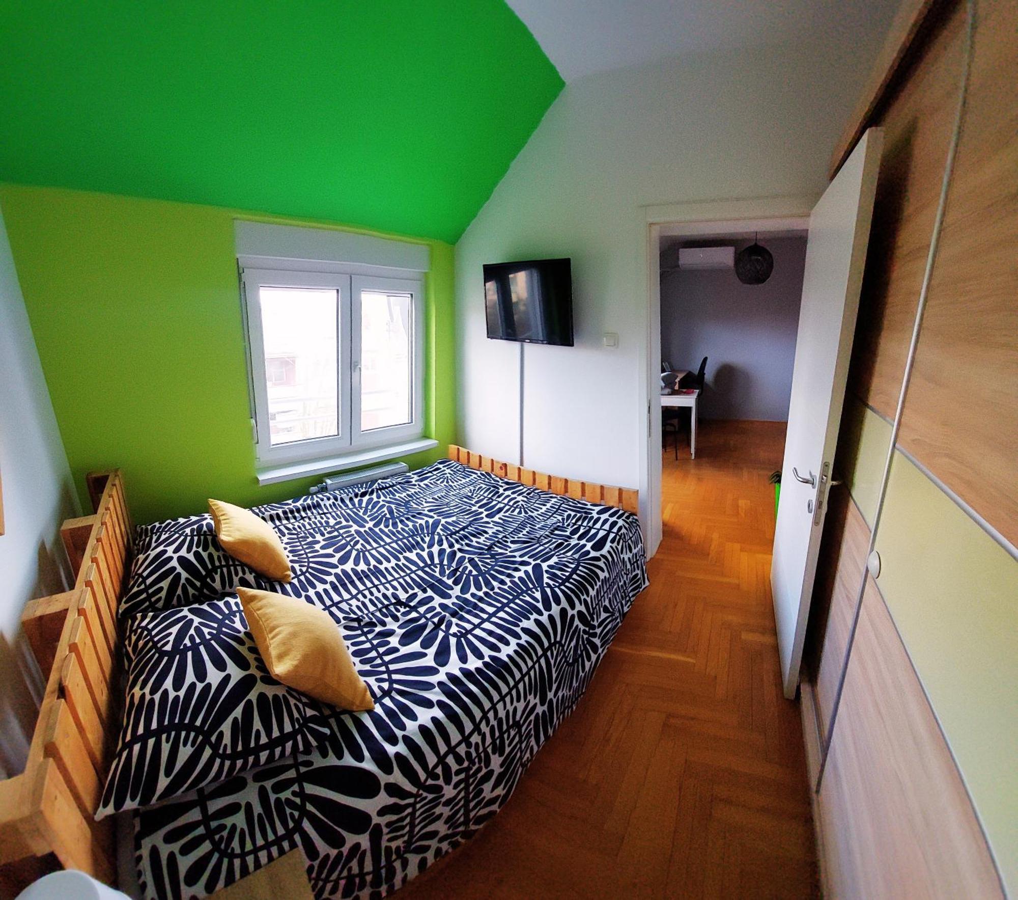 Xo Apartman Sremska Mitrovica Exterior photo